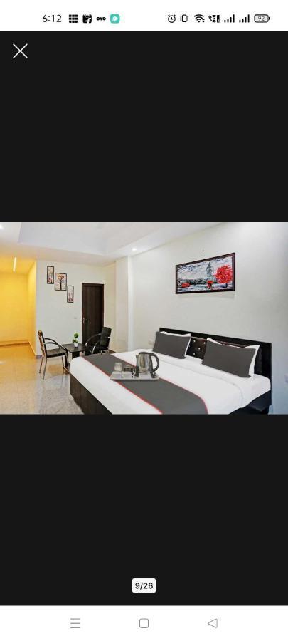Hotel O K R Resdiancy Near Botanic Garden Of Indian Republic Noida Luaran gambar