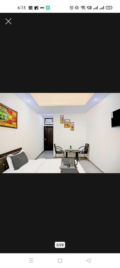 Hotel O K R Resdiancy Near Botanic Garden Of Indian Republic Noida Luaran gambar