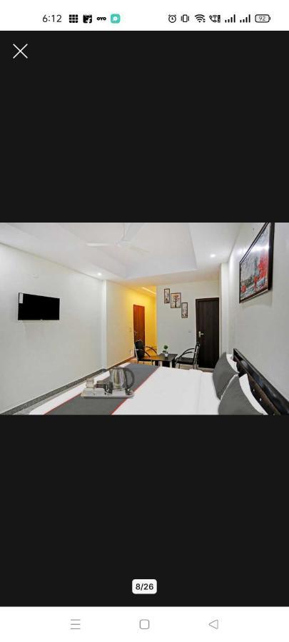 Hotel O K R Resdiancy Near Botanic Garden Of Indian Republic Noida Luaran gambar